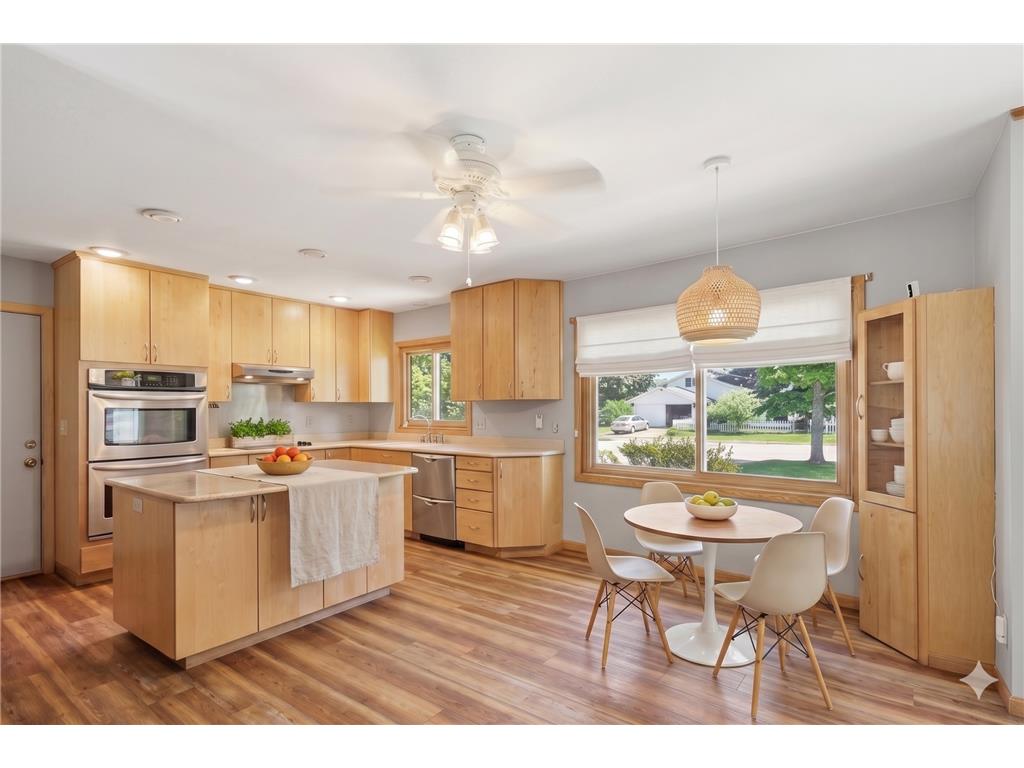 3019 Wheeler Street N Roseville MN 55113 7081210 image4