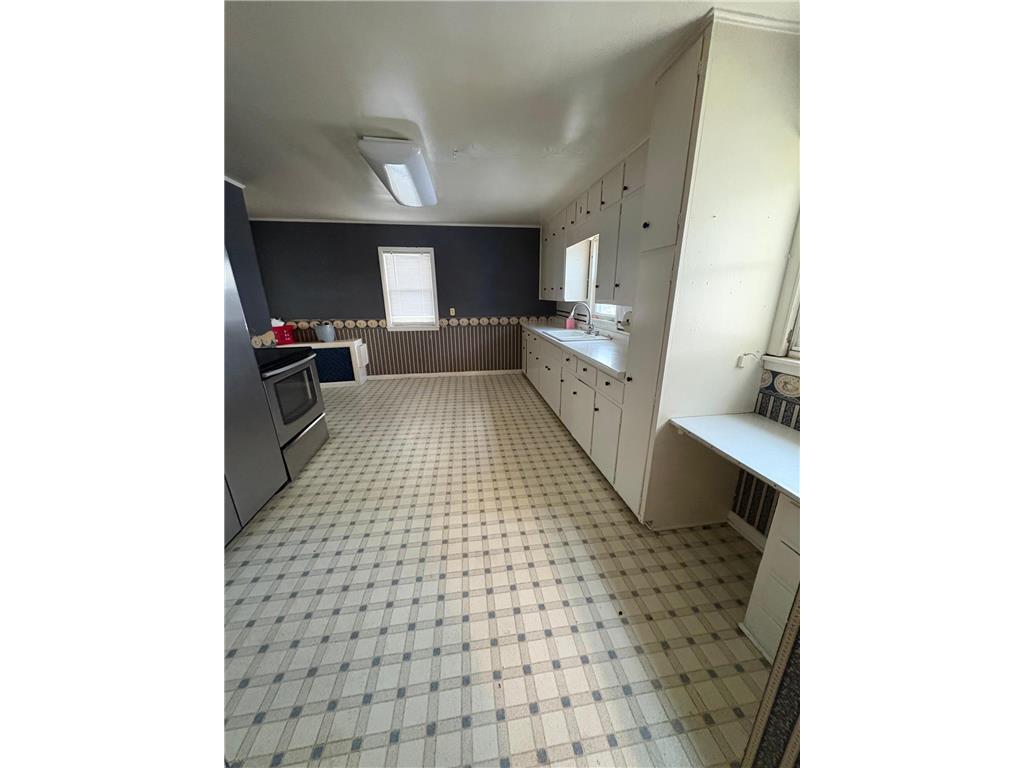 302 13th Street S Benson MN 56215 6824149 image5