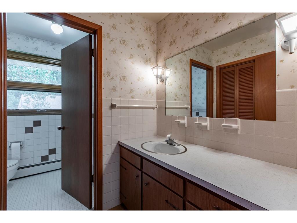 302 17th Avenue NE Rochester MN 55906 6784971 image24