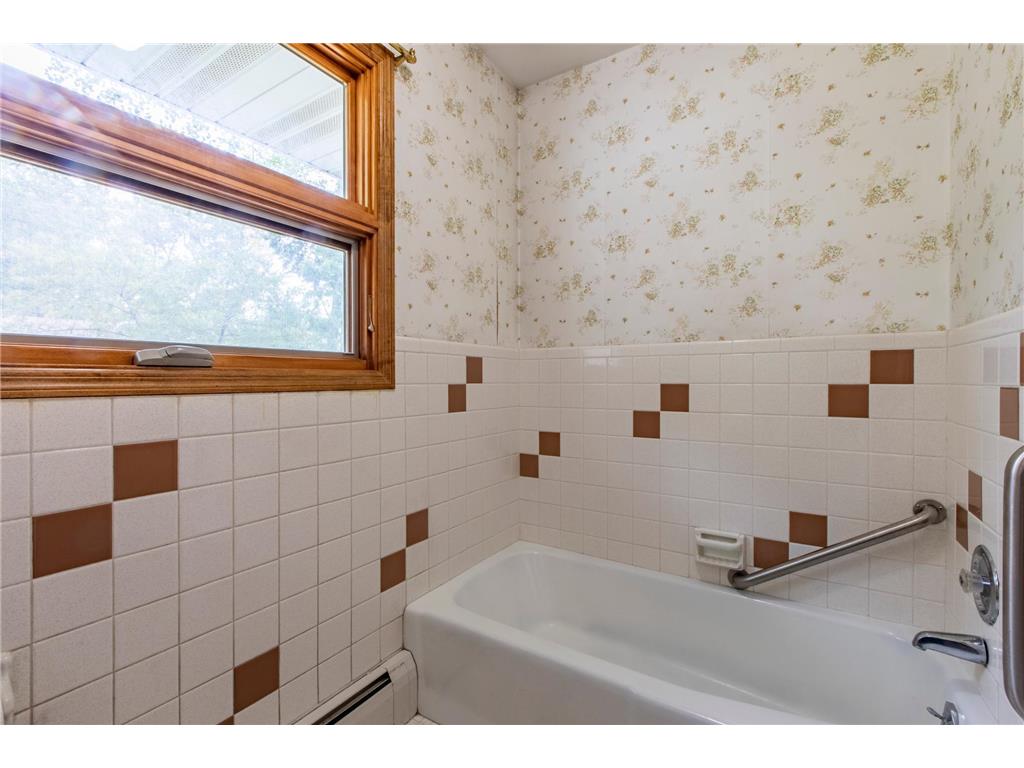 302 17th Avenue NE Rochester MN 55906 6784971 image25