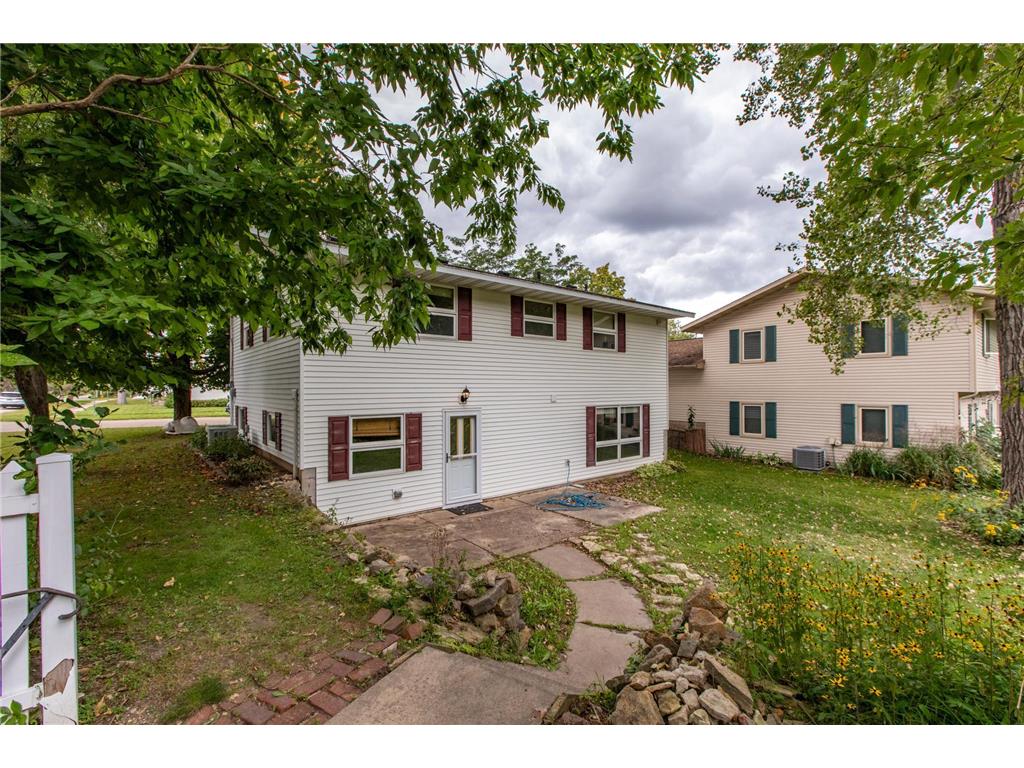 302 17th Avenue NE Rochester MN 55906 6784971 image3