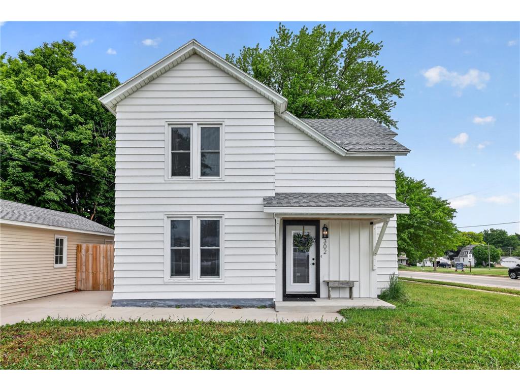 302 1st Street NW Dodge Center MN 55927 7088664 image1
