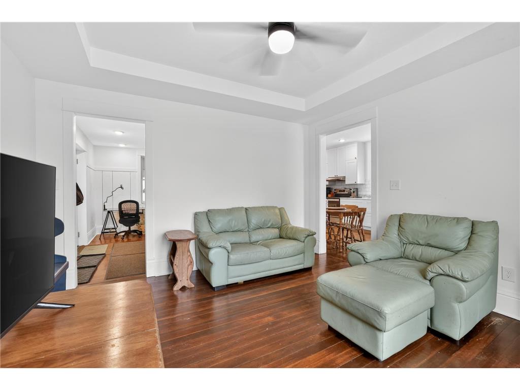 302 1st Street NW Dodge Center MN 55927 7088664 image14