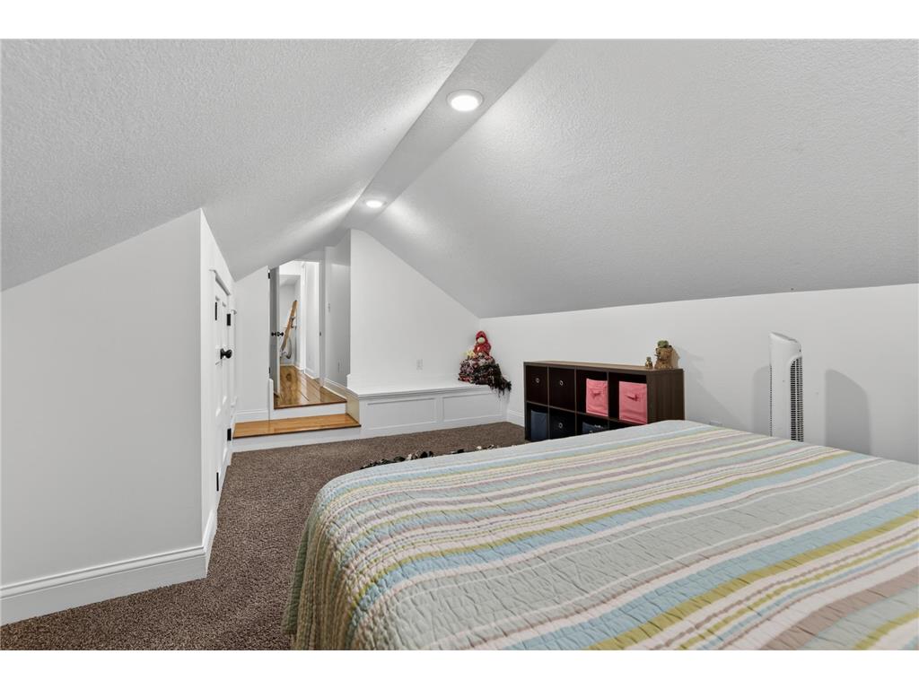 302 1st Street NW Dodge Center MN 55927 7088664 image39