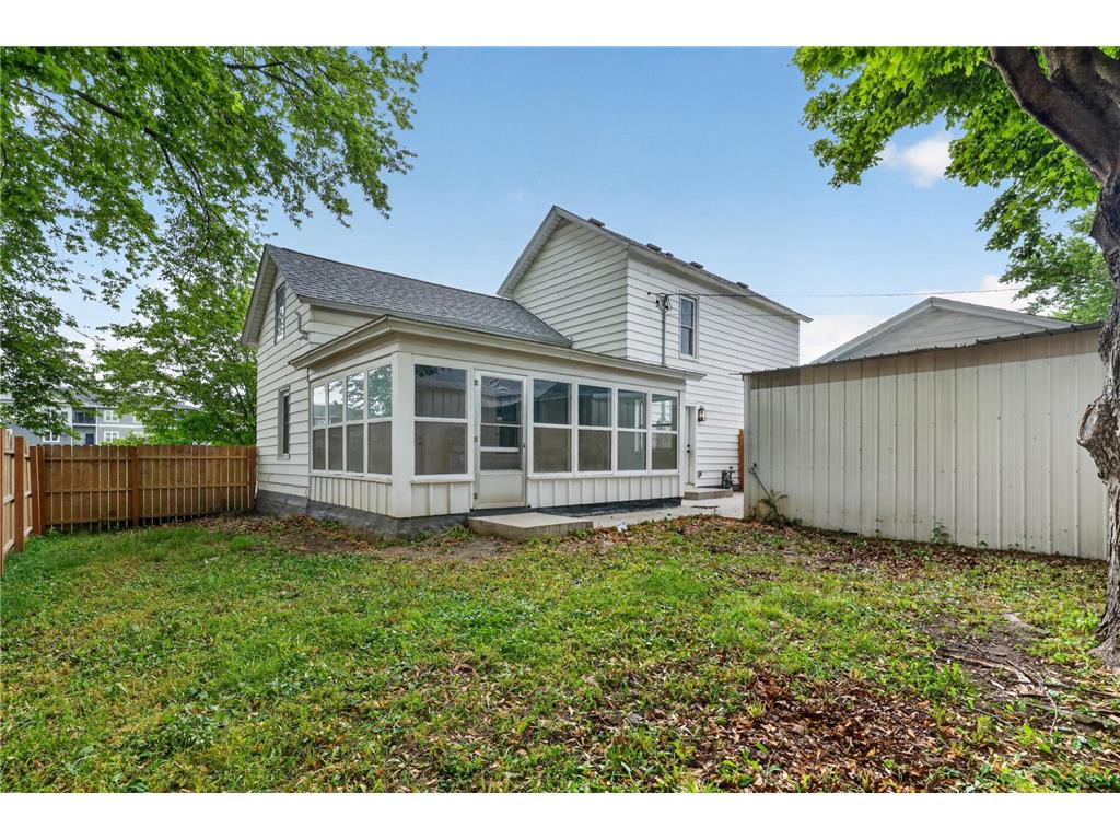 302 1st Street NW Dodge Center MN 55927 7088664 image45