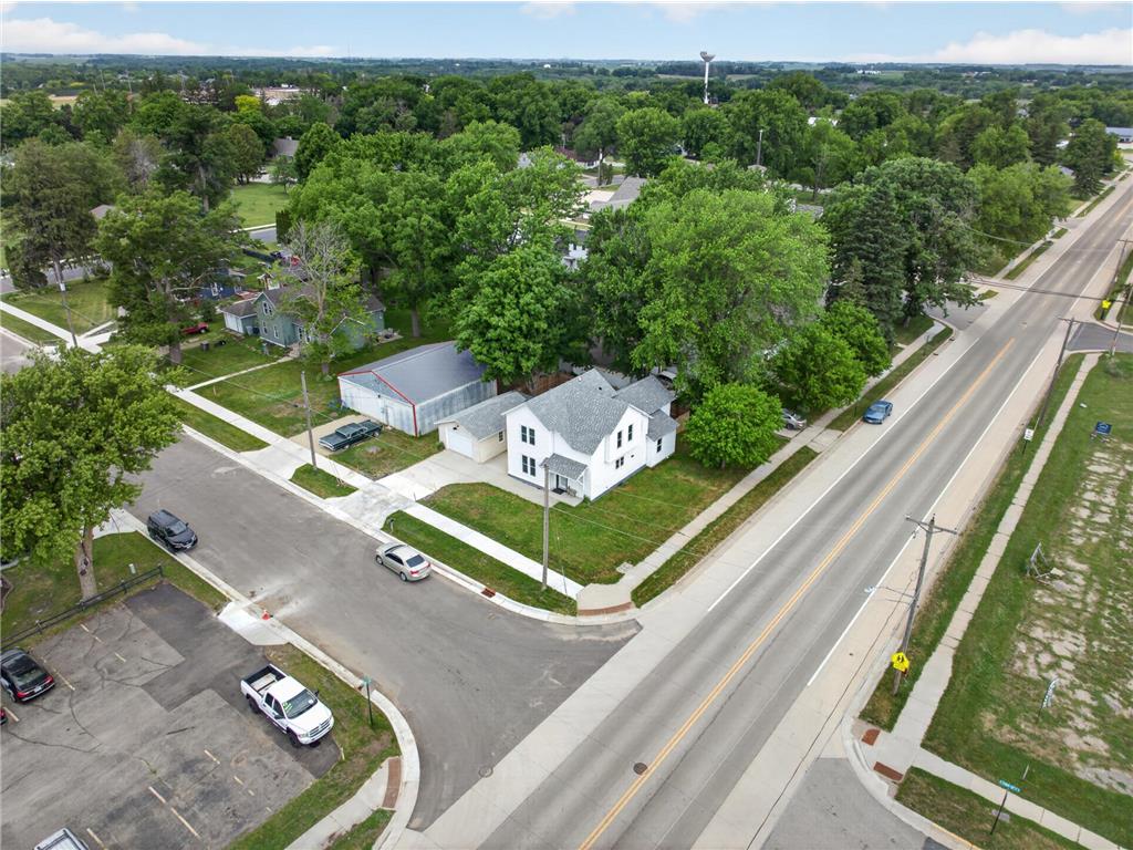 302 1st Street NW Dodge Center MN 55927 7088664 image54