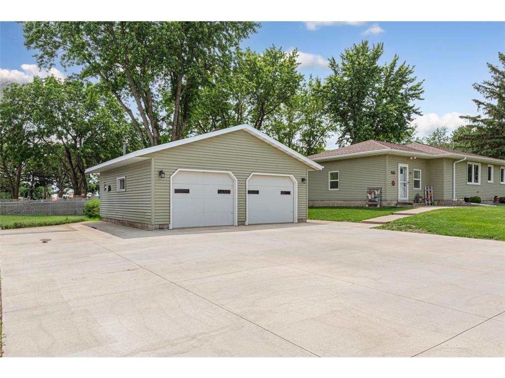 302 2nd Avenue SE Medford MN 55049 6738152 image1