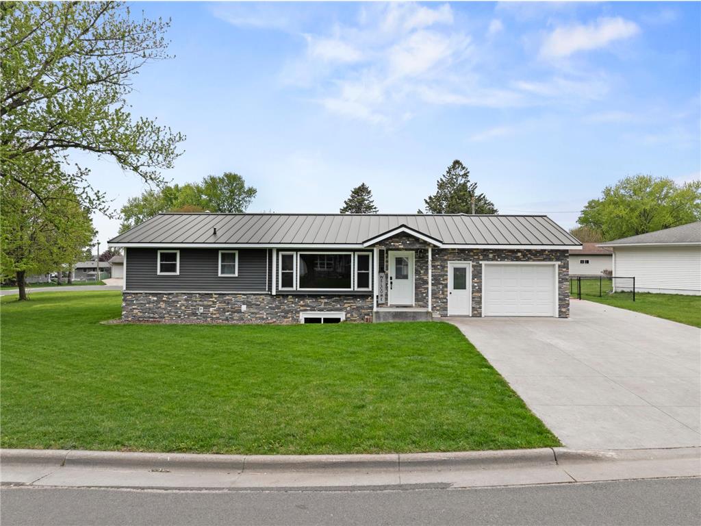 302 2nd Street NW Byron MN 55920 7068682 image1