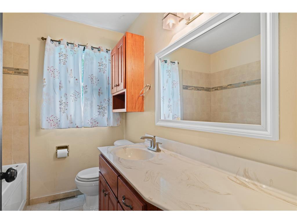 302 2nd Street NW Byron MN 55920 7068682 image11