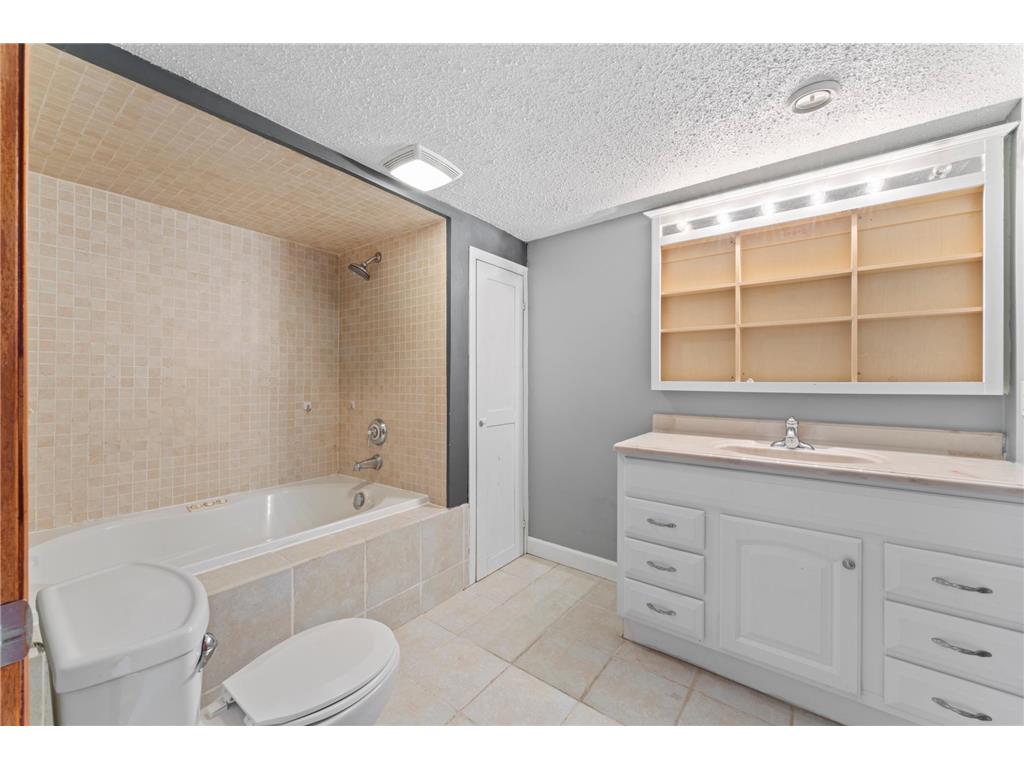 302 2nd Street NW Byron MN 55920 7068682 image19