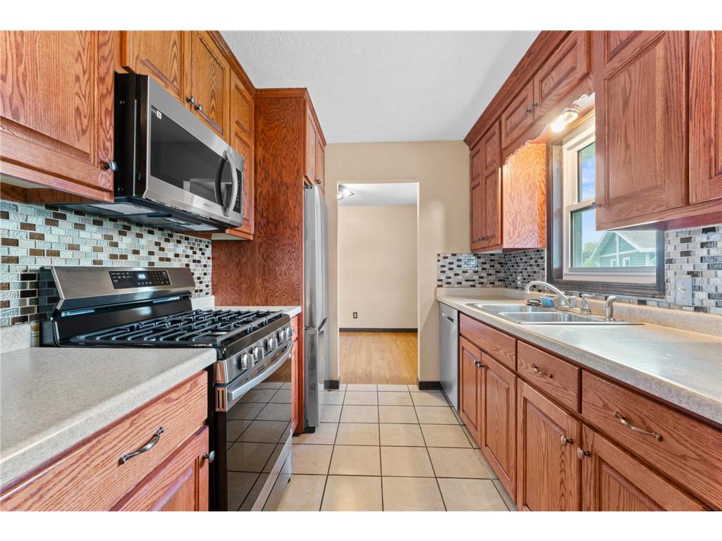 302 2nd Street NW Byron MN 55920 7068682 image8