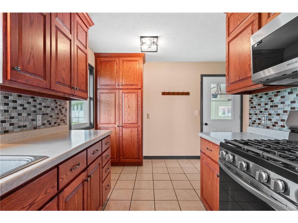 302 2nd Street NW Byron MN 55920 7068682 image9