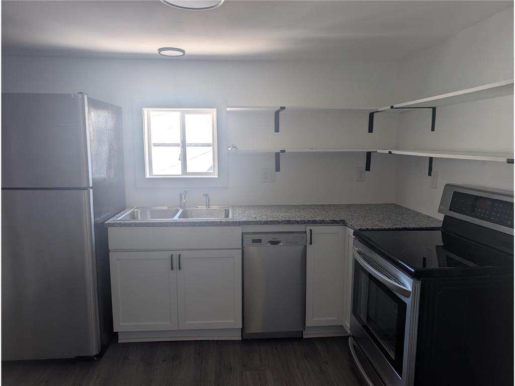 302 48th Street E Minneapolis MN 55419 7006669 image10