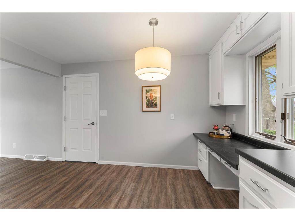 302 5th Avenue NW Dodge Center MN 55927 7067165 image24