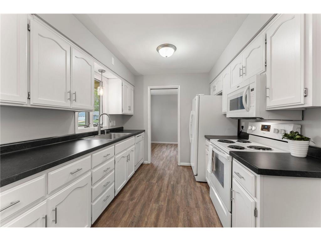 302 5th Avenue NW Dodge Center MN 55927 7067165 image25