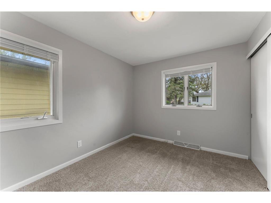 302 5th Avenue NW Dodge Center MN 55927 7067165 image37