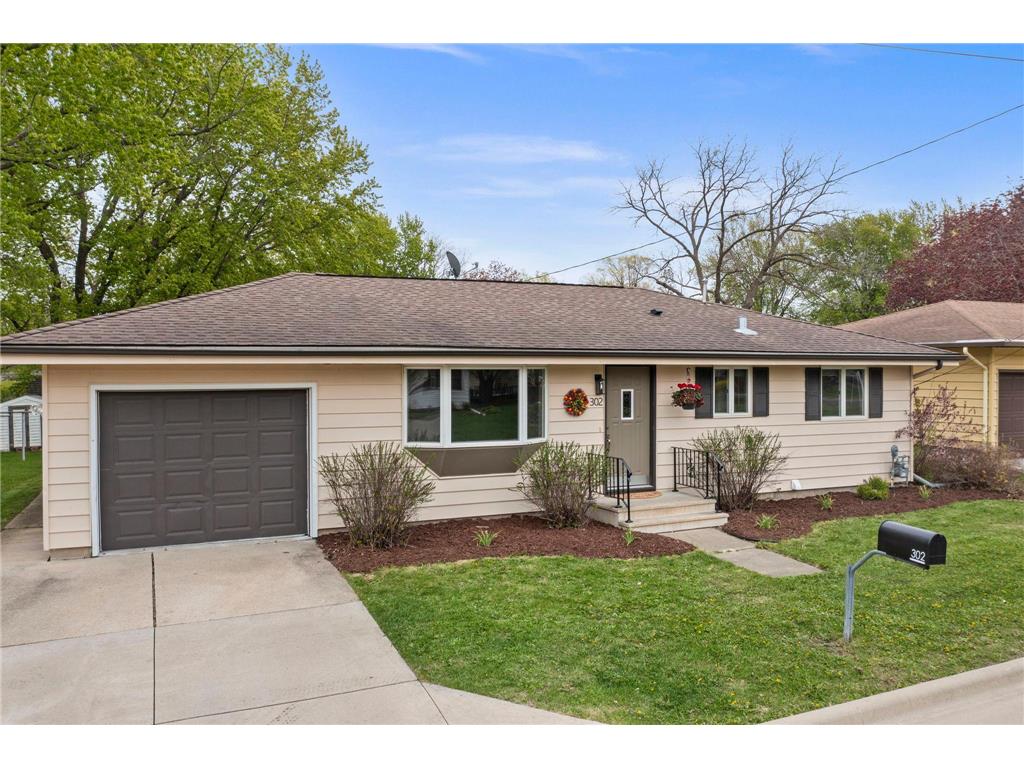 302 5th Avenue NW Dodge Center MN 55927 7067165 image4