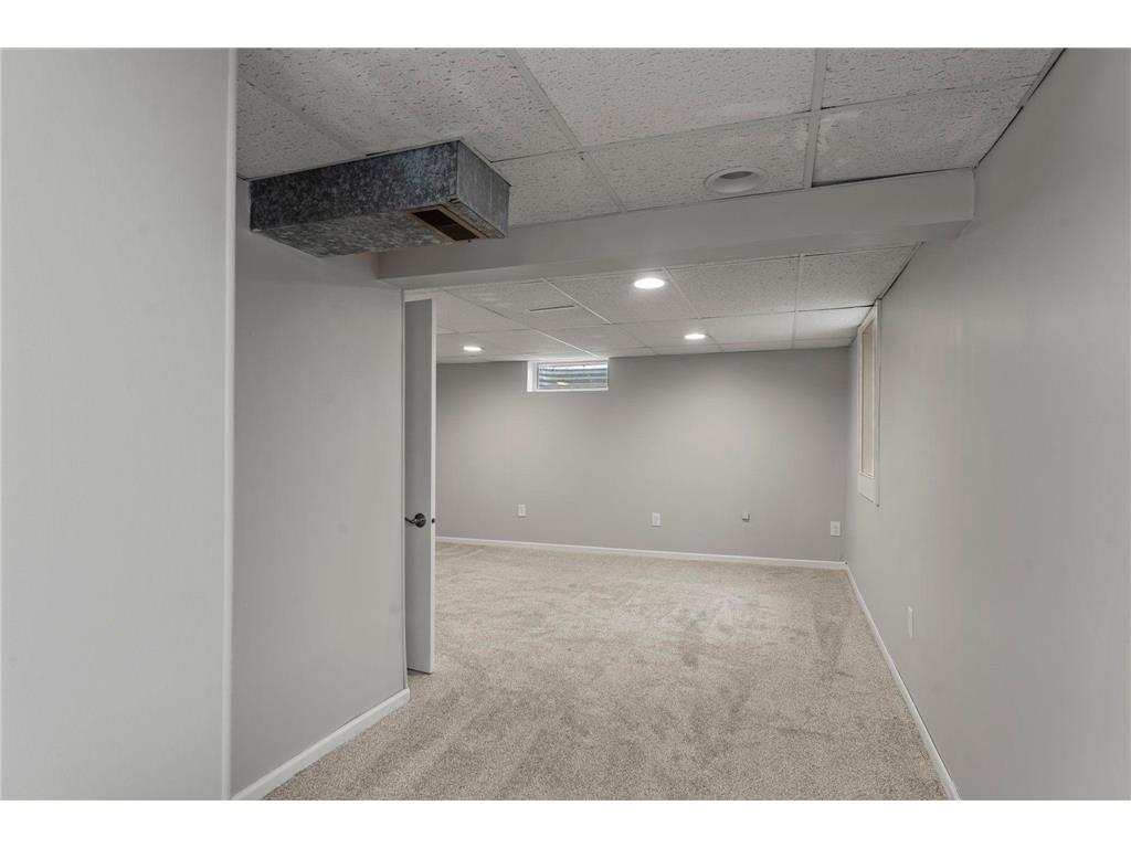 302 5th Avenue NW Dodge Center MN 55927 7067165 image53