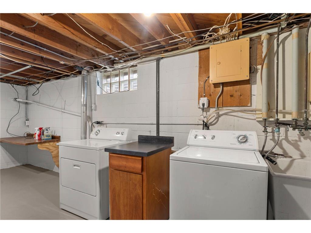 302 5th Avenue NW Dodge Center MN 55927 7067165 image55