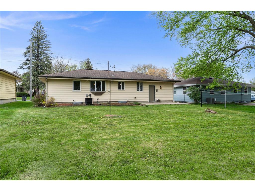 302 5th Avenue NW Dodge Center MN 55927 7067165 image63