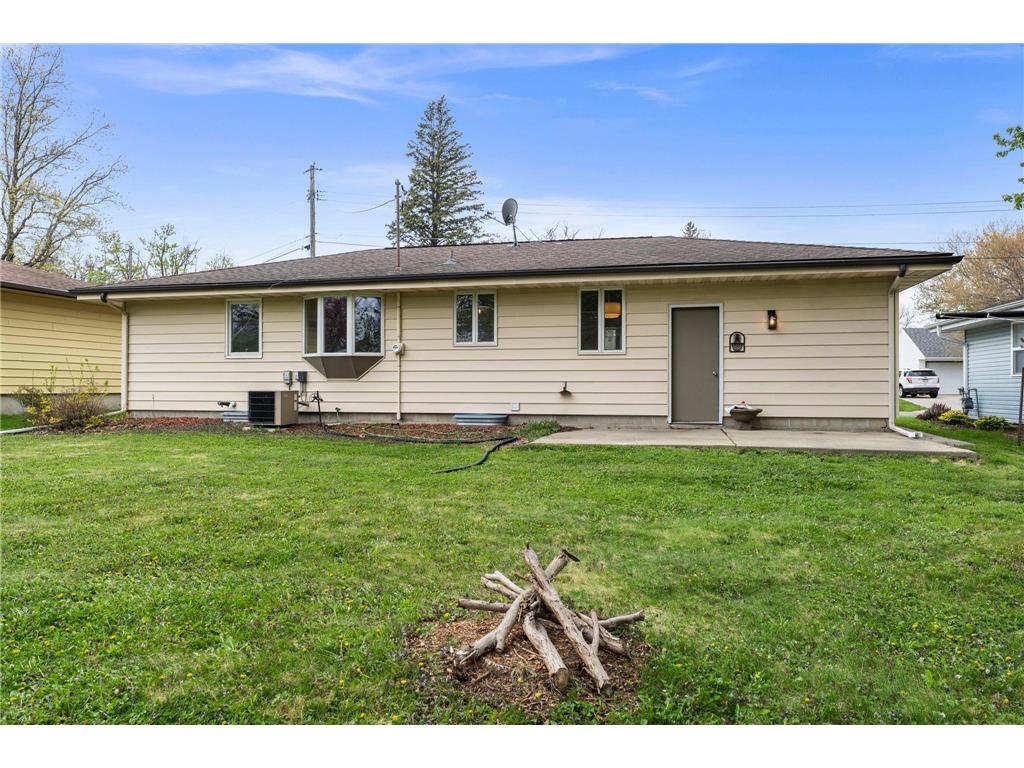 302 5th Avenue NW Dodge Center MN 55927 7067165 image64