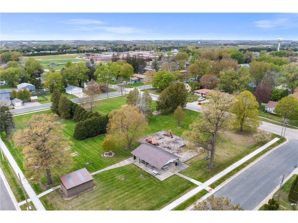 302 5th Avenue NW Dodge Center MN 55927 7067165 image69