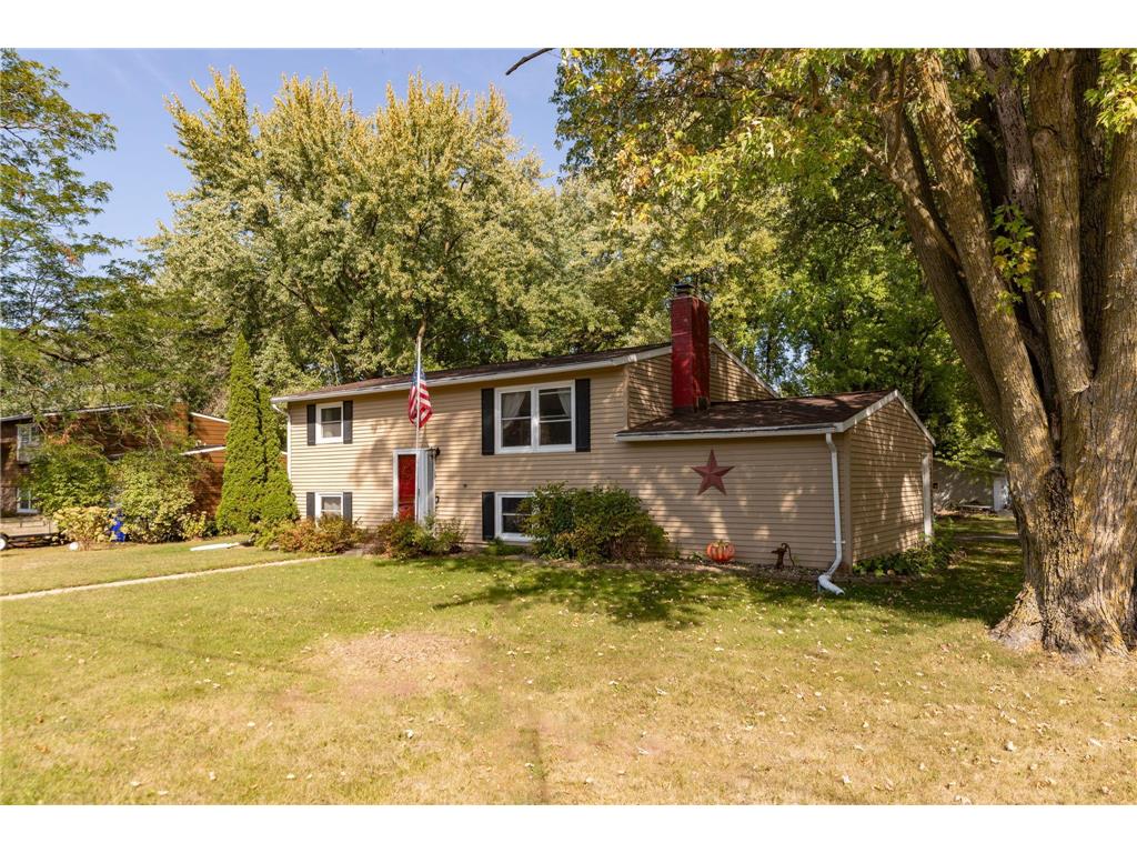 302 8th Avenue NW Kasson MN 55944 6437018 image1