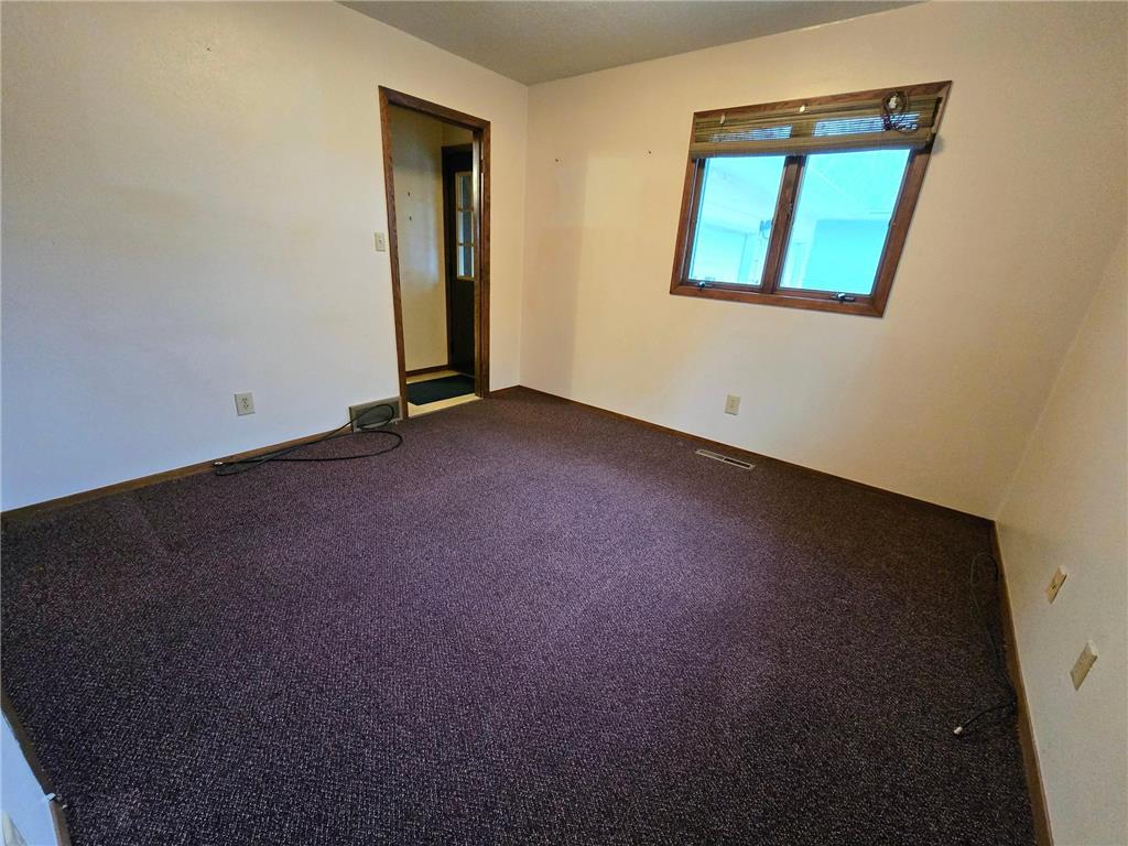302 8th Avenue NW Pipestone MN 56164 7033823 image16