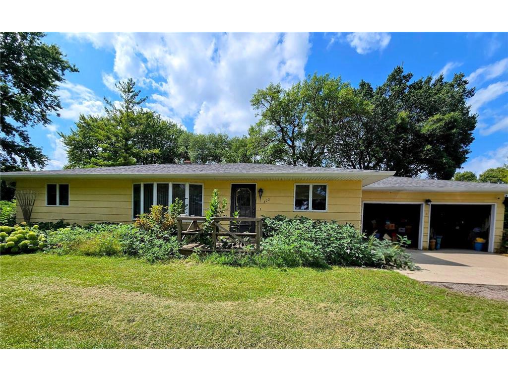 302 8th Avenue NW Pipestone MN 56164 7033823 image2