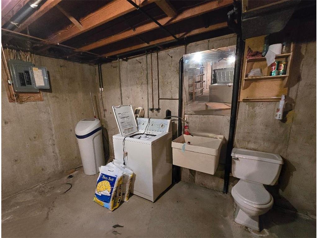302 8th Avenue NW Pipestone MN 56164 7033823 image31