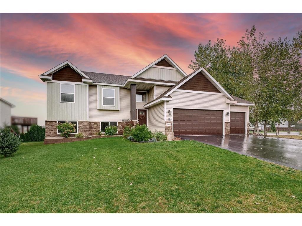 302 8th Avenue SE Isanti MN 55040 6439065 image1