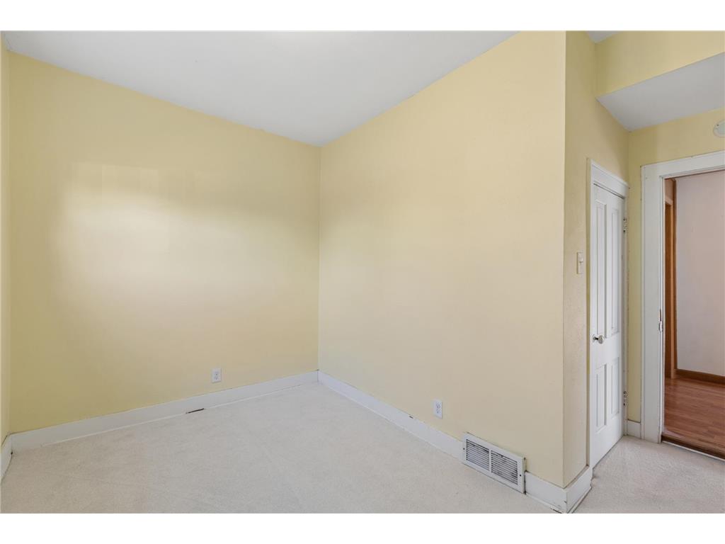 302 Benton Street Anoka MN 55303 7055423 image22