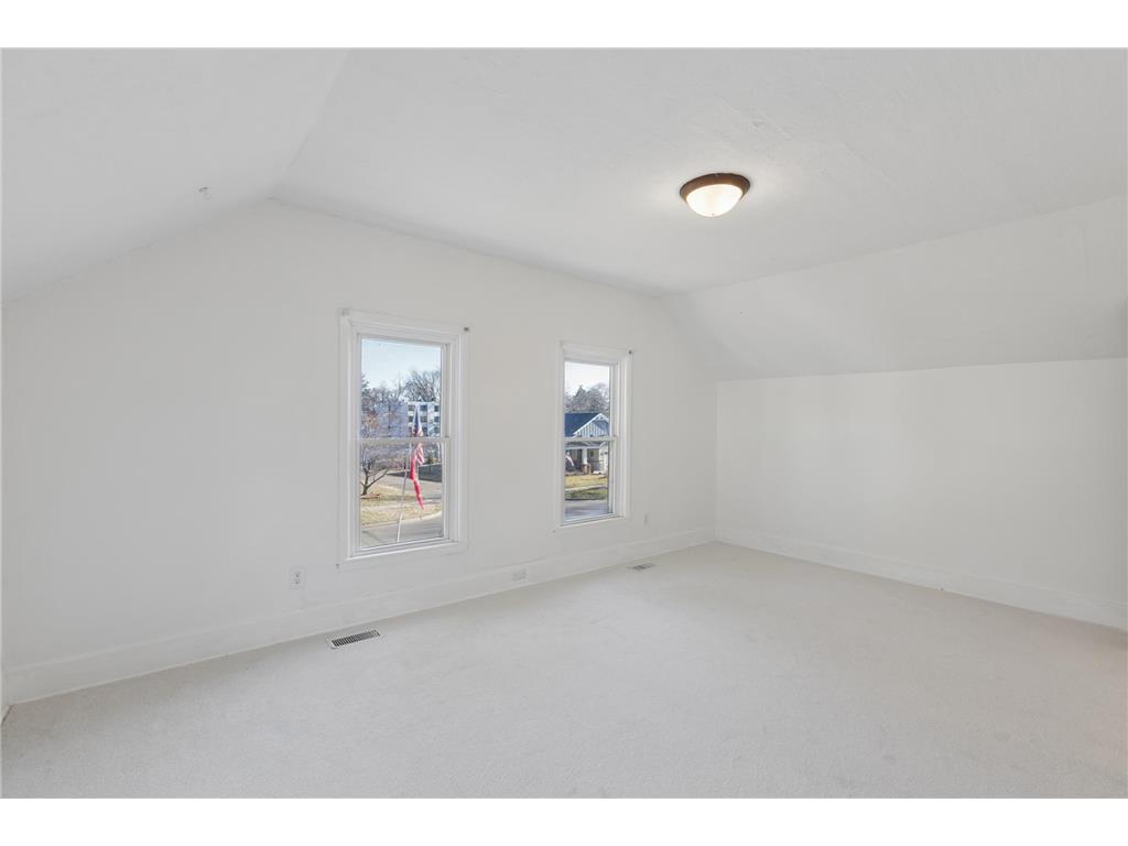 302 Benton Street Anoka MN 55303 7055423 image28
