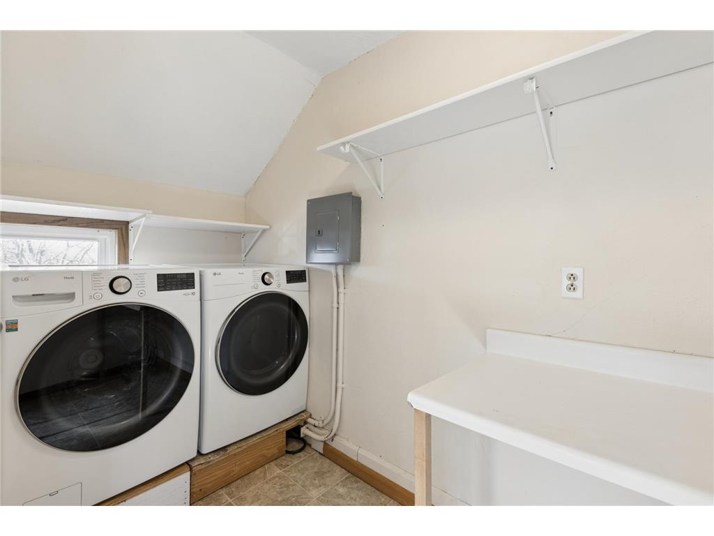 302 Benton Street Anoka MN 55303 7055423 image35