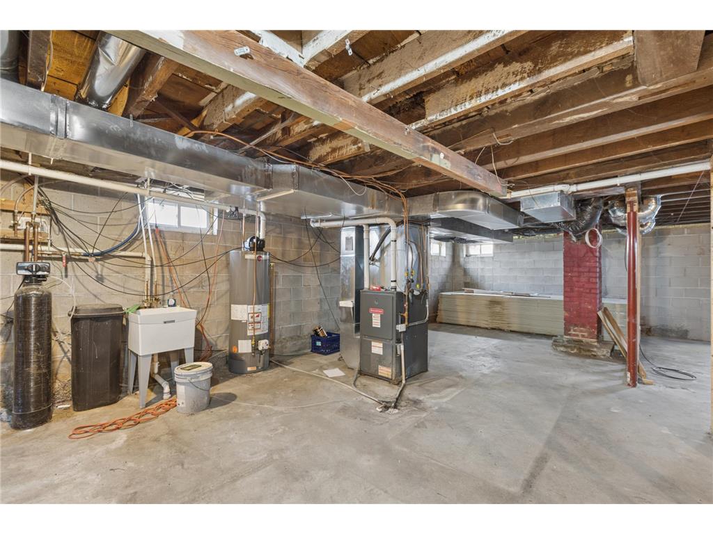 302 Benton Street Anoka MN 55303 7055423 image36
