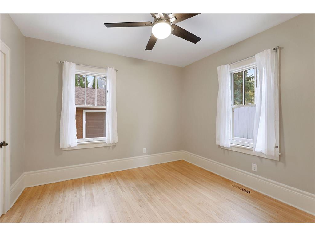 302 Cherokee Avenue Saint Paul MN 55107 6371865 image20