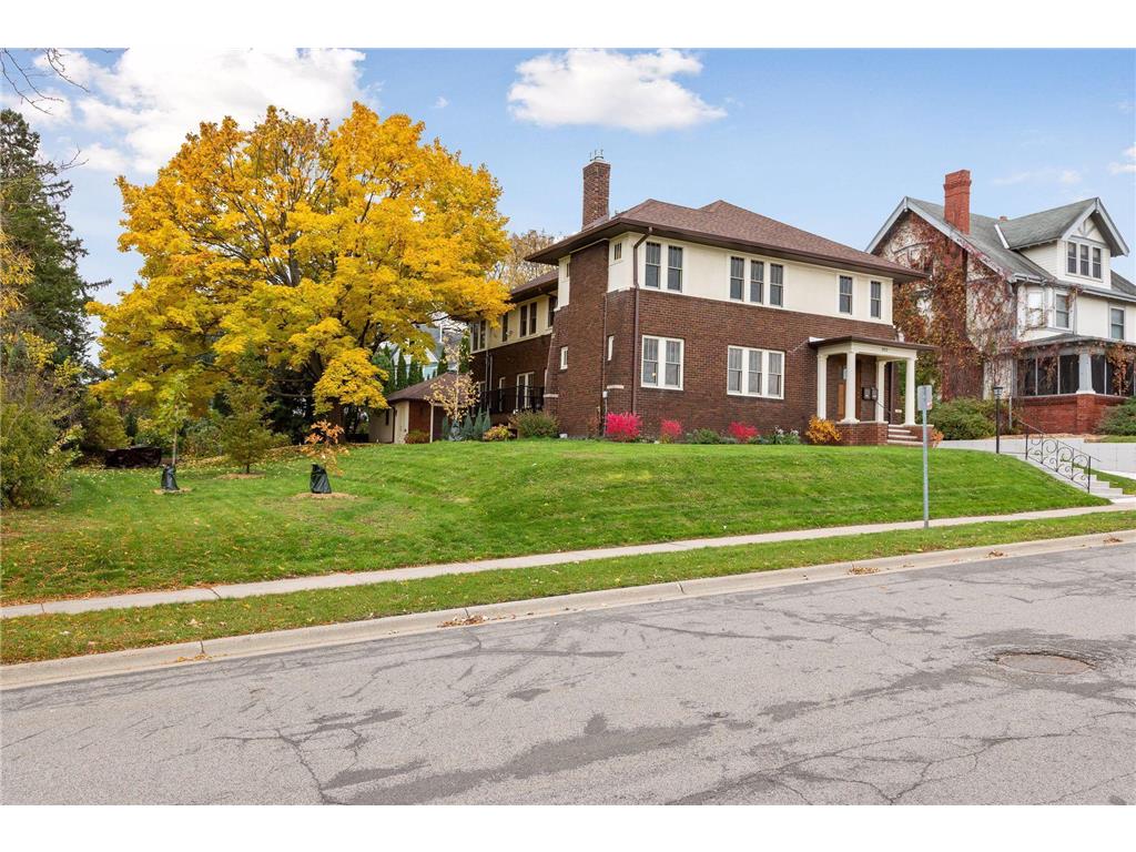 302 Cherokee Avenue Saint Paul MN 55107 6371865 image24