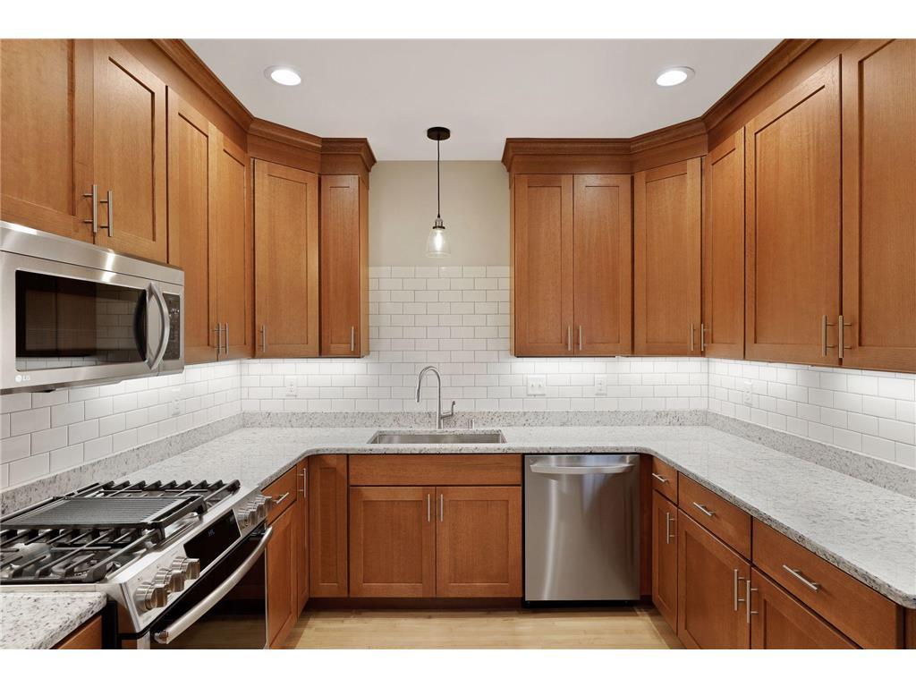 302 Cherokee Avenue Saint Paul MN 55107 6371865 image7