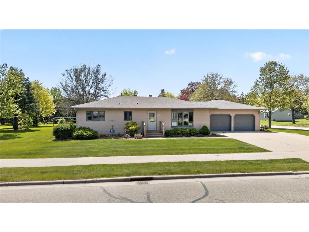 302 Cross Street Lake City MN 55041 7010562 image2