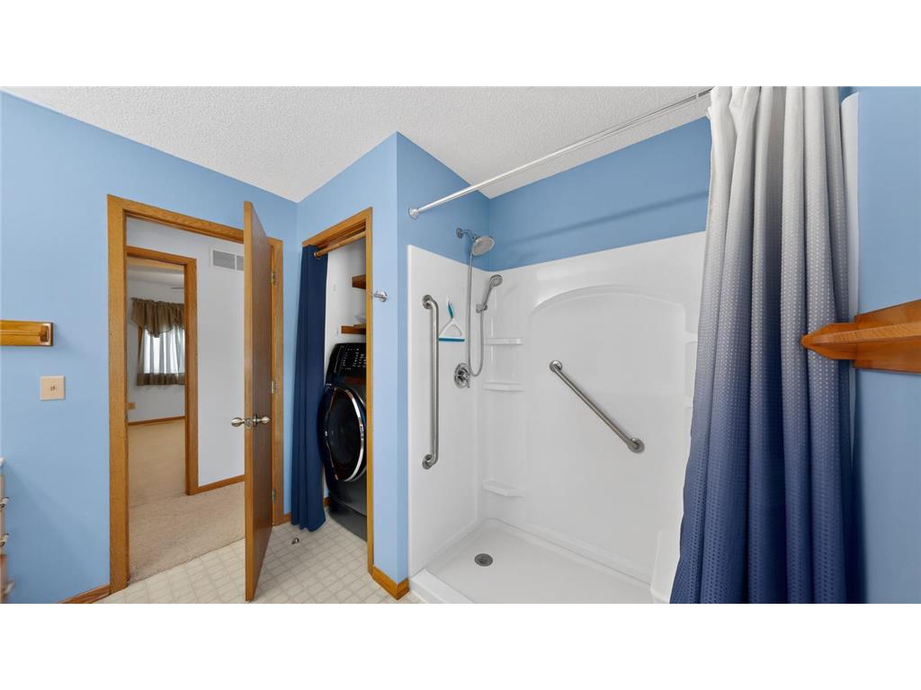 302 Cross Street Lake City MN 55041 7010562 image30