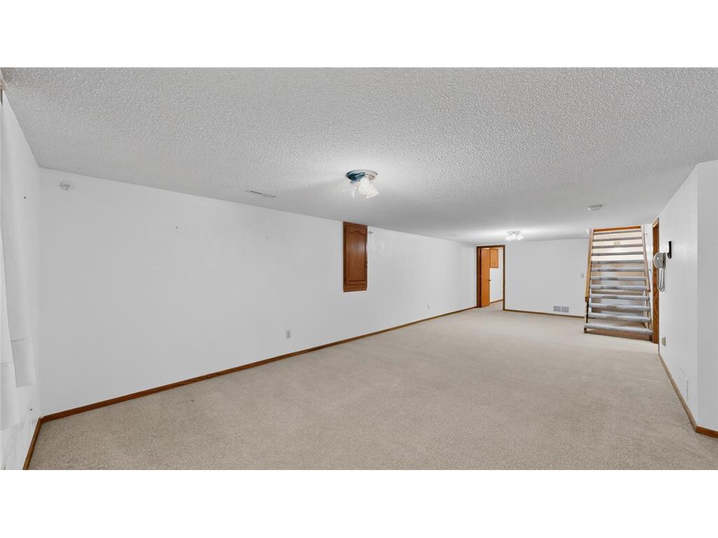 302 Cross Street Lake City MN 55041 7010562 image37