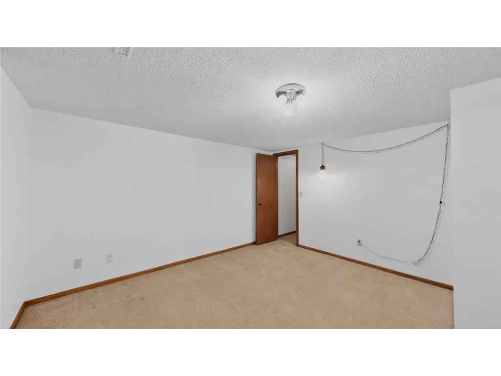 302 Cross Street Lake City MN 55041 7010562 image38