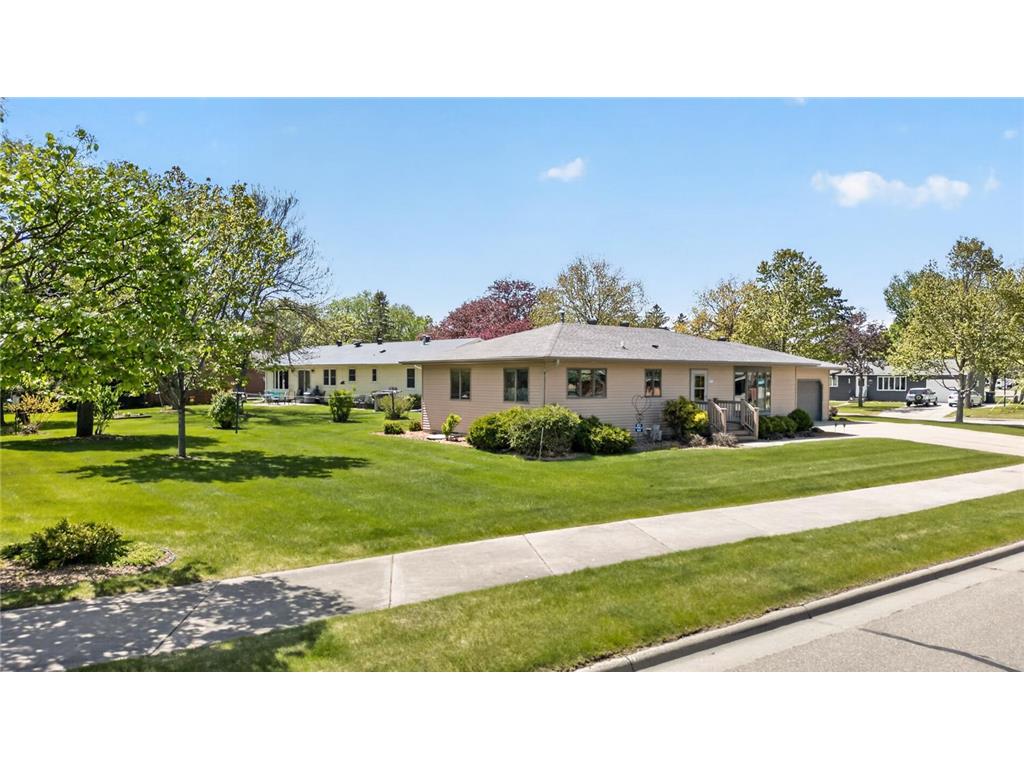 302 Cross Street Lake City MN 55041 7010562 image4