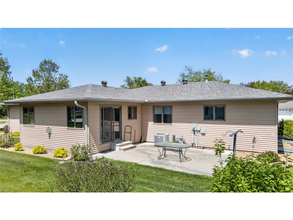 302 Cross Street Lake City MN 55041 7010562 image6