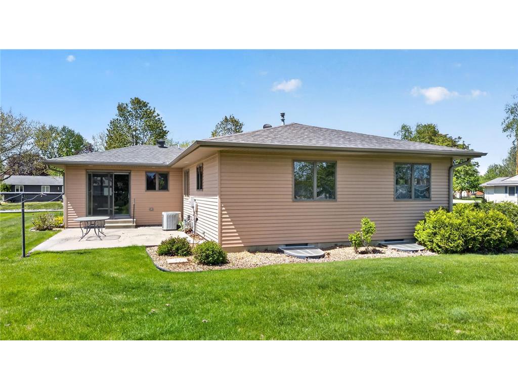 302 Cross Street Lake City MN 55041 7010562 image7