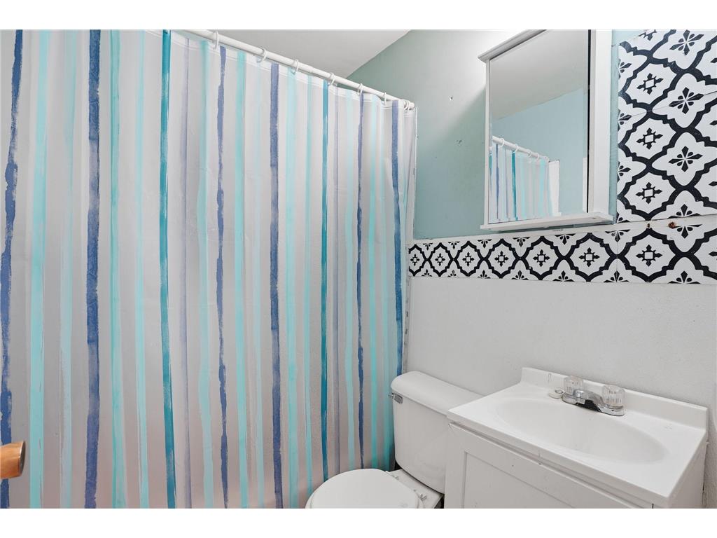 302 Division Street Gaylord MN 55334 6798591 image4