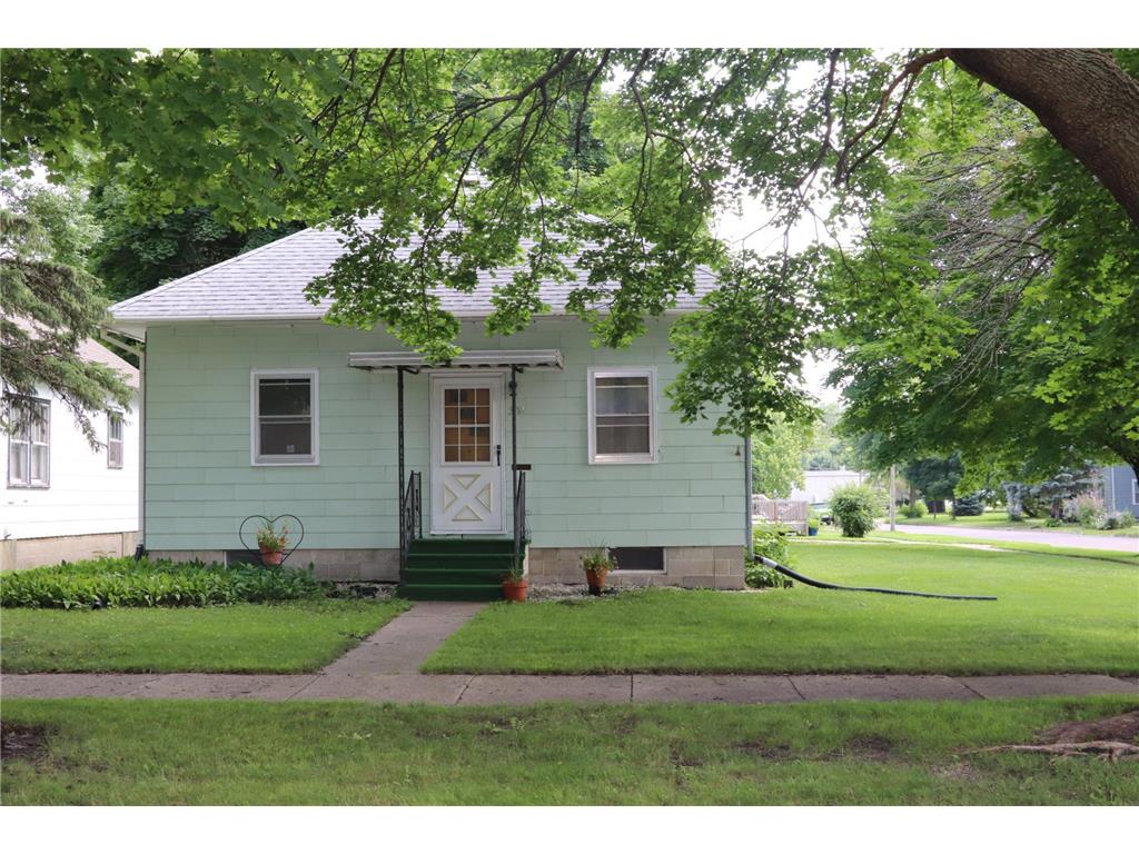 302 E 9th Street Fairmont MN 56031 6568023 image1