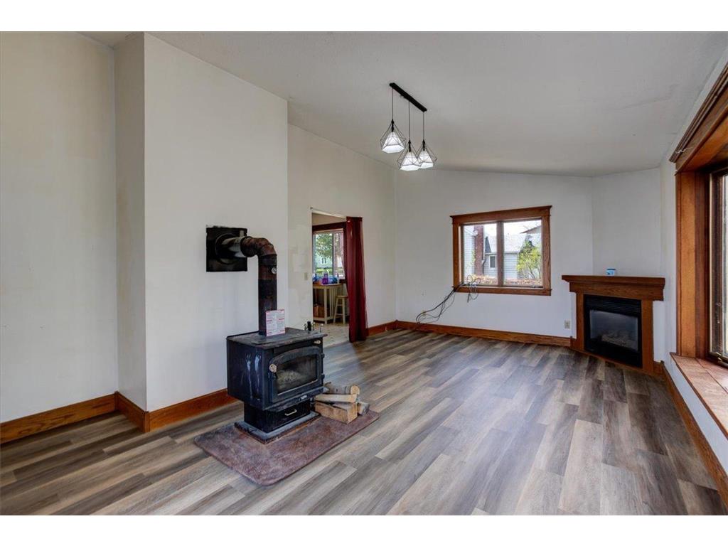 302 E Main Street Durand WI 54736 7061215 image15