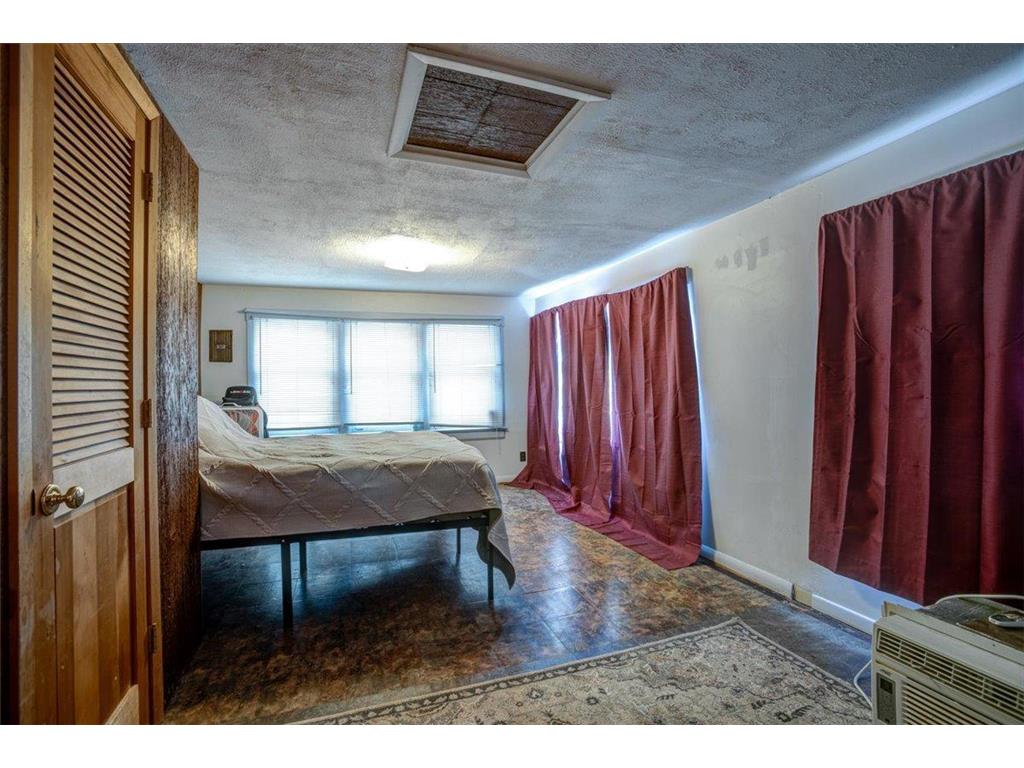 302 E Main Street Durand WI 54736 7061215 image17