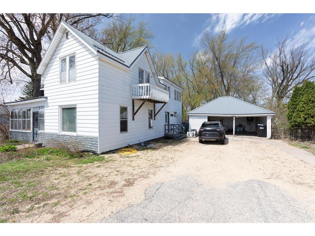 302 E Main Street Durand WI 54736 7061215 image2